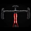 /images/2025_TREK/Bicykel_TREK_Domane_SLR9_Gen4_MetallicRedSmokeToRedCarbonSmoke_8.jpg