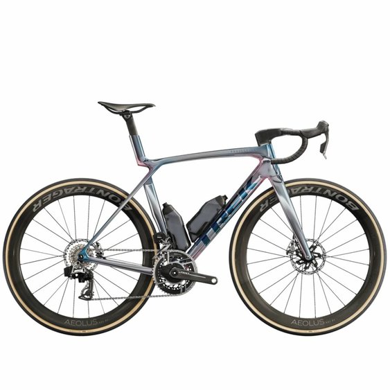 /images/2025_TREK/Bicykel_TREK_Madone_SLR9_Gen8_AXS_Interstellar_1.jpg