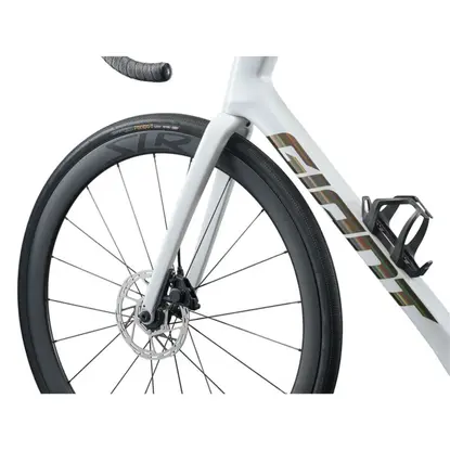 images/2026_GIANT/Cestny bicykel GIANT Defy Advanced Pro 1 White_5.webp