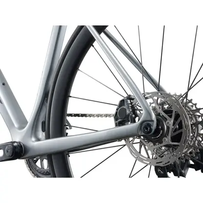 images/2026_GIANT/Cestny bicykel GIANT TCR Advanced Pro 1 AXS Tech Silver_3.webp