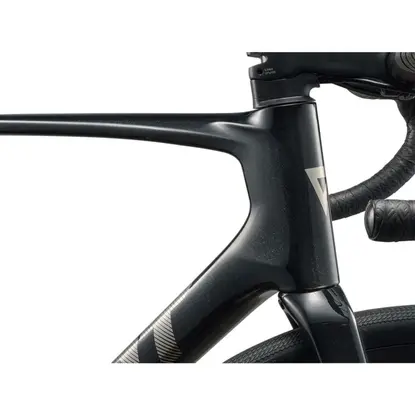 images/2026_GIANT/Endurance bicykel Defy Adv 2 Abyss Black_3.webp