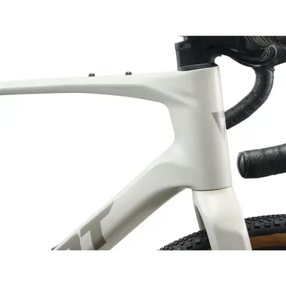 images/2026_GIANT/Gravel GIANT Revolt Adv 0 Snow Drift_2.webp