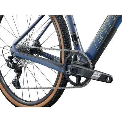 images/2026_GIANT/Gravel GIANT Revolt Advanced 1 Midnight Moon_1.webp