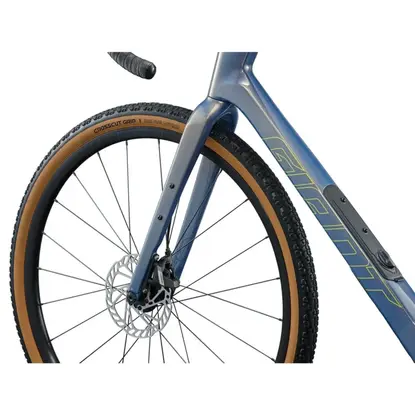 images/2026_GIANT/Gravel GIANT Revolt Advanced 1 Midnight Moon_2.webp