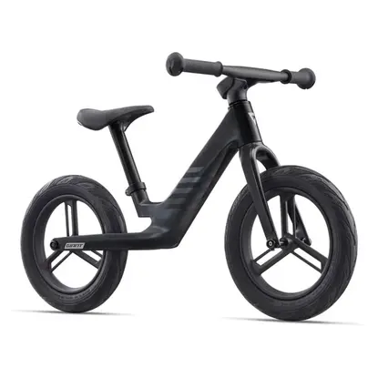 images/2026_GIANT/Karbonove odrazadlo GIANT PRE black_1.webp