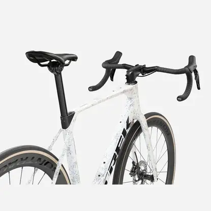 /images/2027_TREK/Cestny bicykel TREK Domane SLR 7 Gen 5 Mother of Pearl Silver Marble 2027_4.webp