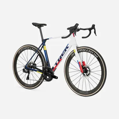/images/2027_TREK/Cestny bicykel TREK Domane SLR 9 Gen 5 Navy Smoke Trek White 2027_2.webp