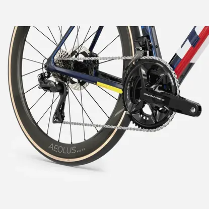 /images/2027_TREK/Cestny bicykel TREK Domane SLR 9 Gen 5 Navy Smoke Trek White 2027_5.webp
