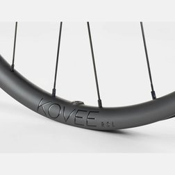 /images/BONTRAGER/Koleso_BONTRAGER_Kovee_RSL30_TLR_Boost_Zadne_4.jpg
