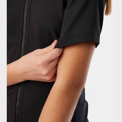 TREK Solstice Black Youth_5.jpg