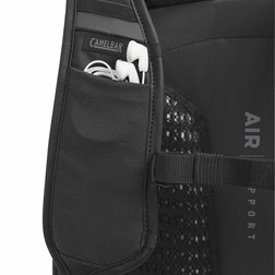 CAMELBAK HAWG Commute 30 Black detail 02.jpg