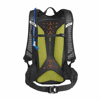Images/CAMELBAK/HAWG Pro 20 Black zozadu 02.jpg