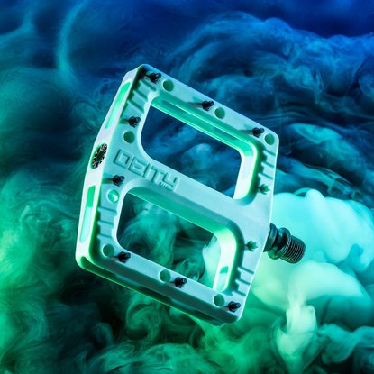 /images/DEITY/DEITY_DEFTRAP_IMAGE 1.jpg