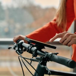 /images/FIDLOCK/Drziak FIDLOCK Vacuum s utahovacim pasikom_5.jpg