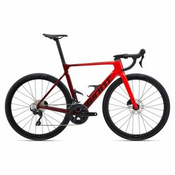 Cestný bicykel Giant Propel Advanced 2 Pure Red 2024
