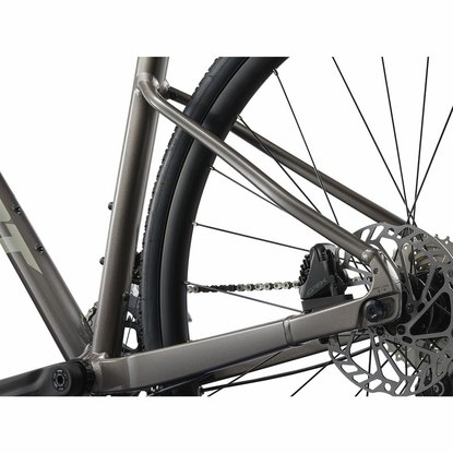 Giant Revolt 1 metal_4.jpg