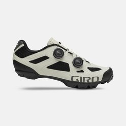 Tretry GIRO Sector Light Sharkskin