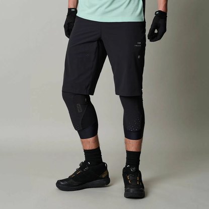 /images/ION/Panske kratke nohavice ION Traze AMP Black 2025_4.jpg