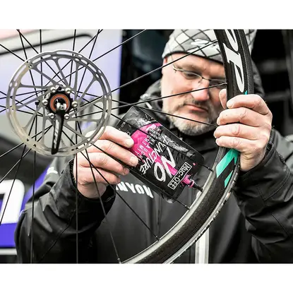 /images/MUC-OFF/Tmel Muc-Off No Puncture Sealant 140 ml_2 124.63.webp