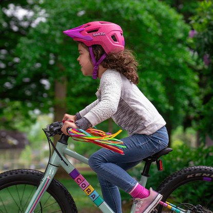 Juniorska cyklisticka prilba SMITH Sidekick JR MIPS Matte Lollipop Fade_7.jpg